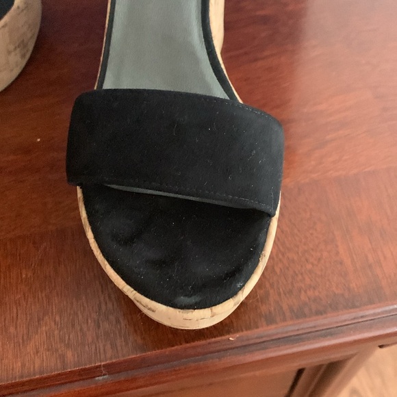 Authentic Stewart Weitzman women’s wedge sandal in black size 38/8B worn once - Picture 9 of 16